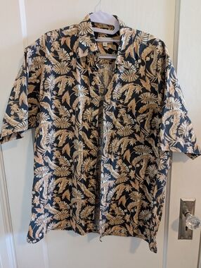 Pierre Cardin Men's Tropical Leaf Print Button-Up Shirt in Black and Tan